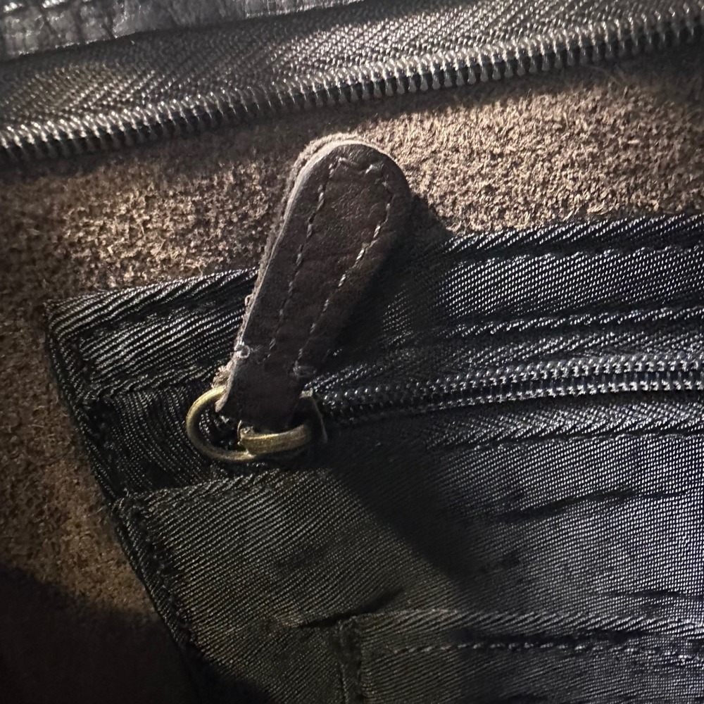 Duluth Trading Co Brown Pebbled Leather Crossbody Bag Adjustable Strap Zip Top - Picture 9 of 10
